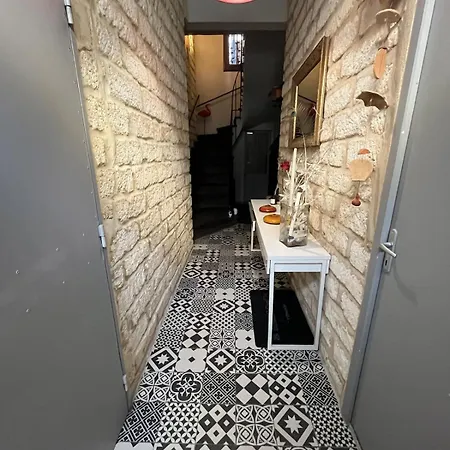 Apartament Loft Climatise Au Design Unique Centre Montpellier