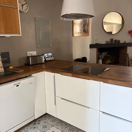 Loft Climatise Au Design Unique Centre * مونبيلييه