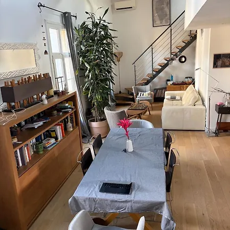 Loft Climatise Au Design Unique Centre * مونبيلييه